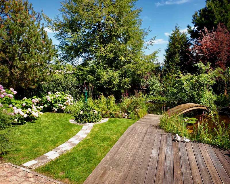 Villa mit Garten und Teich Top Immobilie Salzburg Seekirchen